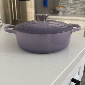 COPY - Le Creuset Round Wide Dutch Oven Purple
